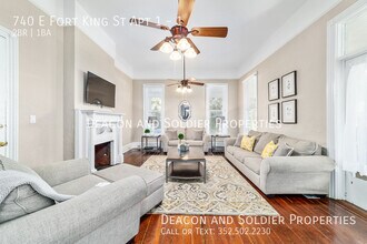 740 E Fort King St in Ocala, FL - Foto de edificio - Building Photo