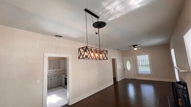 3113 Phyllis St in Jacksonville, FL - Foto de edificio - Building Photo