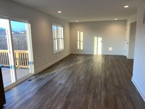 1014 Middlebrook Ave in Staunton, VA - Building Photo - Building Photo