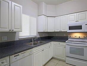 4172 Castilla Circle in Ft. Myers, FL - Building Photo - Building Photo