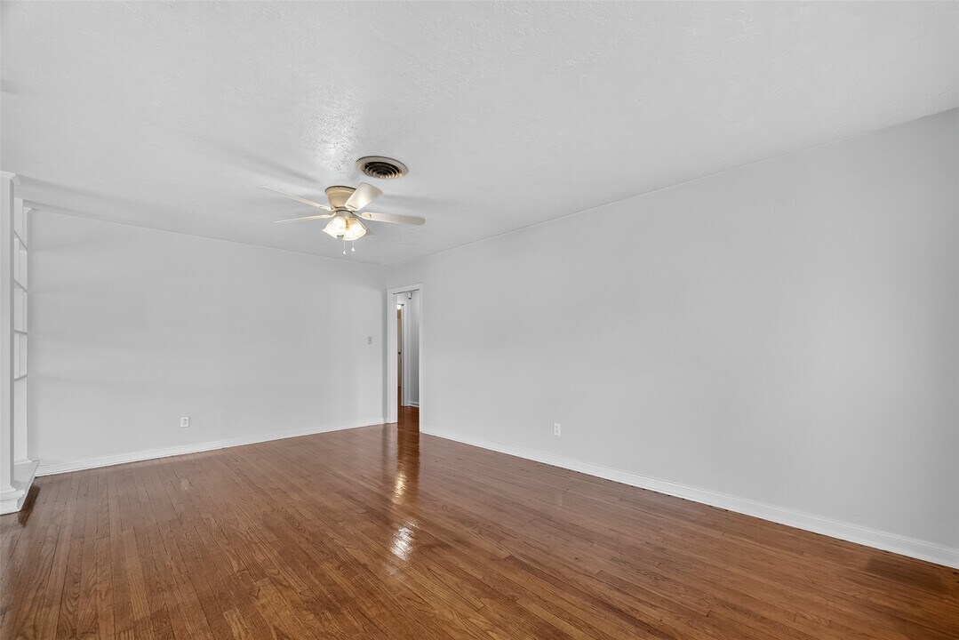 3817 Anita St in Houston, TX - Building Photo