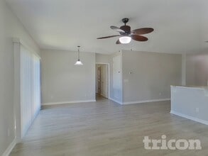 4925 Rockvale Dr in Kissimmee, FL - Building Photo - Building Photo