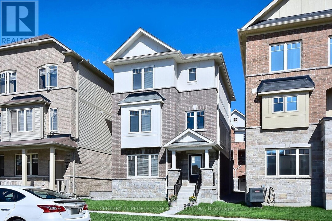 13 Devineridge Ave in Ajax, ON - Building Photo