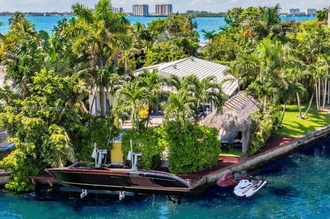 property at 7975 Biscayne Point Cir