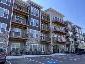 GreenBerry Apartments in Kansas City, MO - Building Photo
