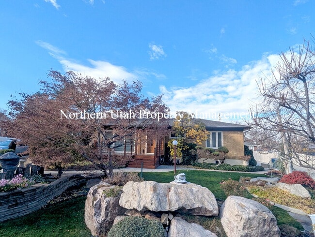 property at 3619 Van Buren Ave