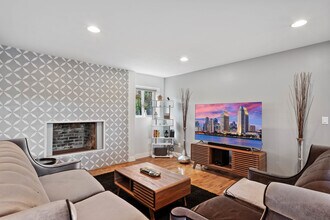 4223 Woodland Dr in La Mesa, CA - Building Photo - Building Photo