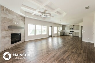 652 Overlook Gln Dr in Lawrenceville, GA - Building Photo - Building Photo