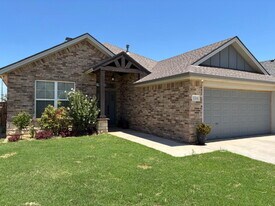 1114 N Gardner Ave in Lubbock, TX - Building Photo