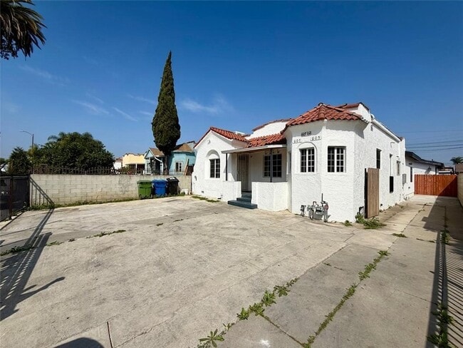 property at 607 W 101st St