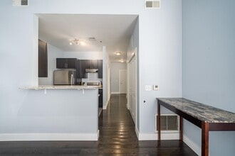235 Orient Ave in Jersey City, NJ - Building Photo - Building Photo
