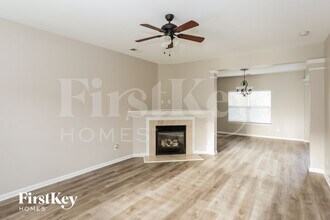 511 Galesburg Dr in Monroe, NC - Foto de edificio - Building Photo