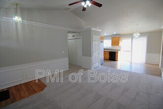 78 S Chase St in Nampa, ID - Building Photo - Building Photo