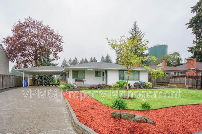 property at 2218 E 18th St