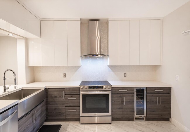 property at 3333 Cabaret Ln