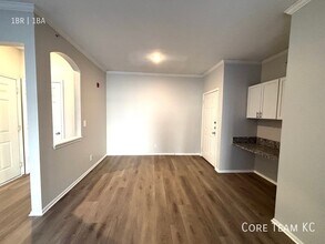 701 Westport Rd in Kansas City, MO - Building Photo - Building Photo