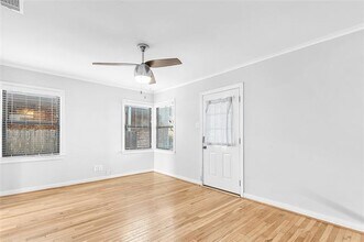 507 S Gilpin Ave in Dallas, TX - Foto de edificio - Building Photo