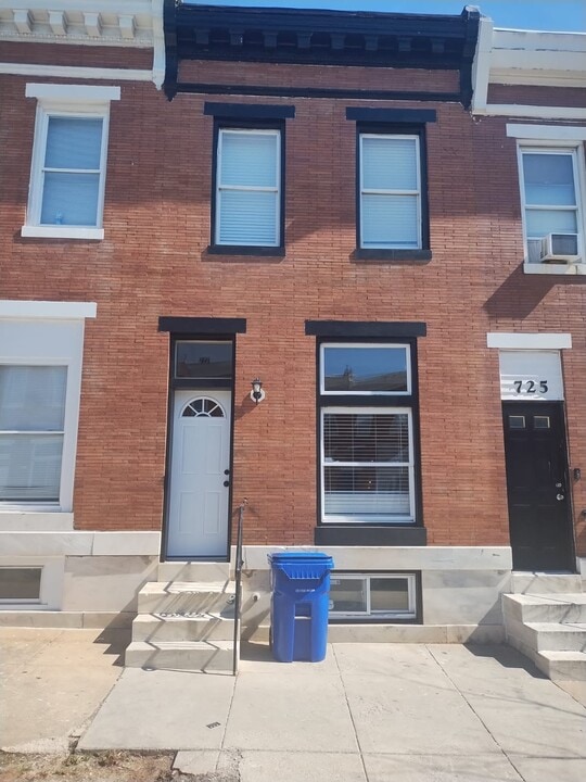 727 N Lakewood Ave in Baltimore, MD - Building Photo