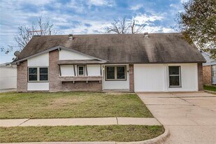 4301 Oleander Trail in Mesquite, TX - Building Photo