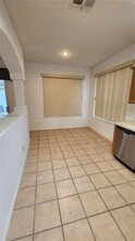 14900 Indigo Lake Dr in Orlando, FL - Building Photo - Building Photo