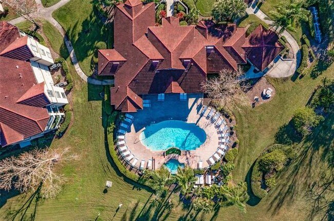 18107 Peregrines Perch Pl, Unit 6302 in Lutz, FL - Building Photo - Building Photo