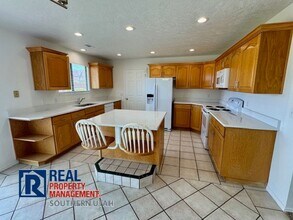 2880 S Palm Cir in Saint George, UT - Building Photo - Building Photo