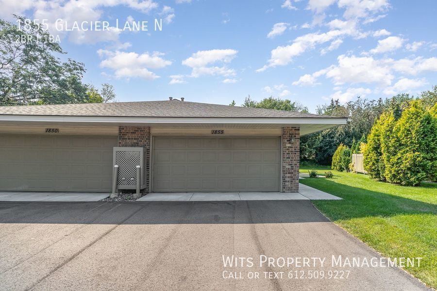 1855 Glacier Ln N in Plymouth, MN - Building Photo