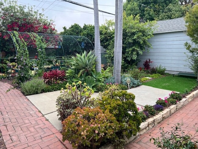 property at 7941 Westlawn Ave