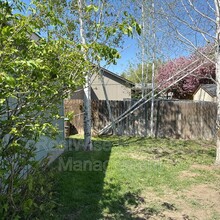 2807 SW Lava Ave in Redmond, OR - Building Photo - Building Photo