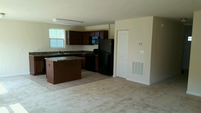 119 Aberdeen Dr in Troutman, NC - Building Photo - Building Photo