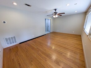 5031 Simpson Ave in Groves, TX - Building Photo - Building Photo