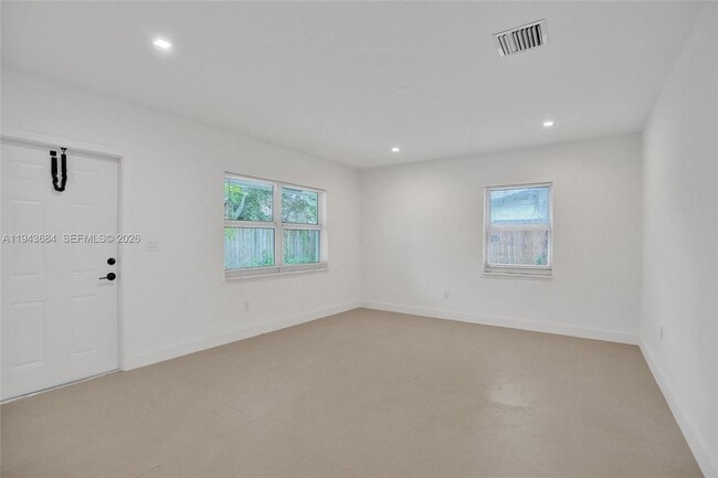 property at 922 NW 4th Ave