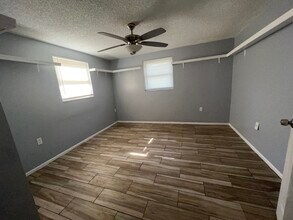 4637 Irene Loop in New Port Richey, FL - Building Photo - Building Photo
