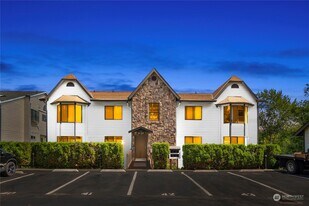 3424 161st Court Southeast in Bellevue, WA - Building Photo