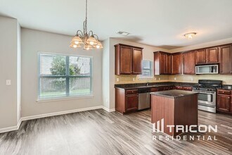 4065 Pointe Vecchio Cir in Cumming, GA - Building Photo - Building Photo