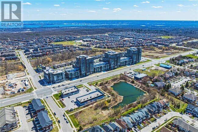 450 Dundas St E in Hamilton, ON - Building Photo - Building Photo