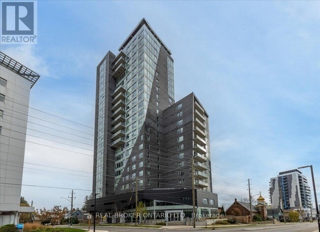 property at 158-1158 King St N