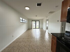 1045 NE 10th Ave in Fort Lauderdale, FL - Building Photo