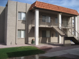 Buenas North 64th in Glendale, AZ - Building Photo