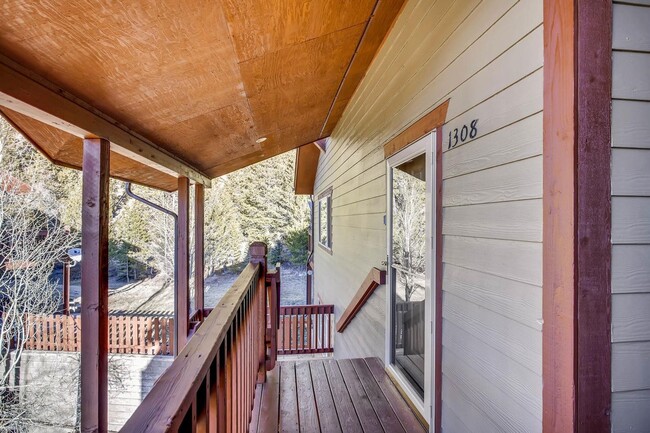 property at 183 Pelican Cir