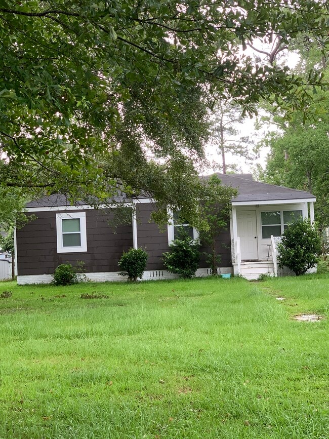 property at 509 E Myrtle Ave