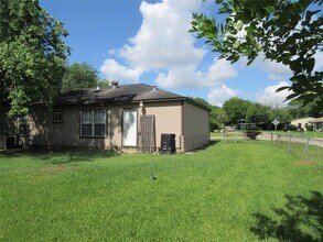10601 Murr Way in Houston, TX - Building Photo - Building Photo