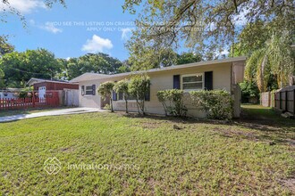 4103 E 97th Ave in Tampa, FL - Foto de edificio - Building Photo