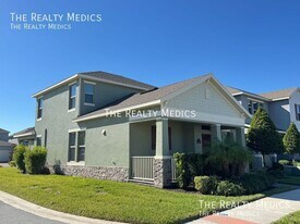 16149 Mangrove Cove Ave in Oakland, FL - Building Photo