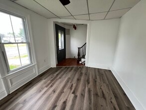 167 Salem St, Unit 1 in Port Ewen, NY - Building Photo - Building Photo