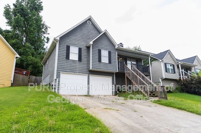 property at 2739 Sanibel Ln SE