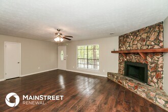 155 Hunt Ridge Dr in Stockbridge, GA - Building Photo - Building Photo