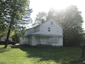 34 1St St in Kenvil, NJ - Building Photo - Building Photo