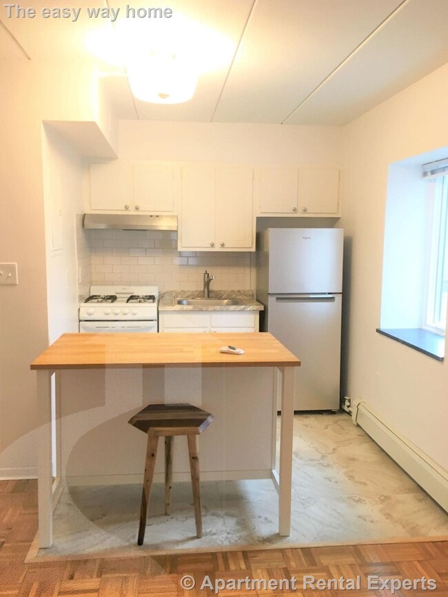 284 Harvard St, Unit #25 in Cambridge, MA - Foto de edificio - Building Photo