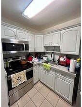6861 SW 129th Ave, Unit 8 in Miami, FL - Building Photo - Building Photo